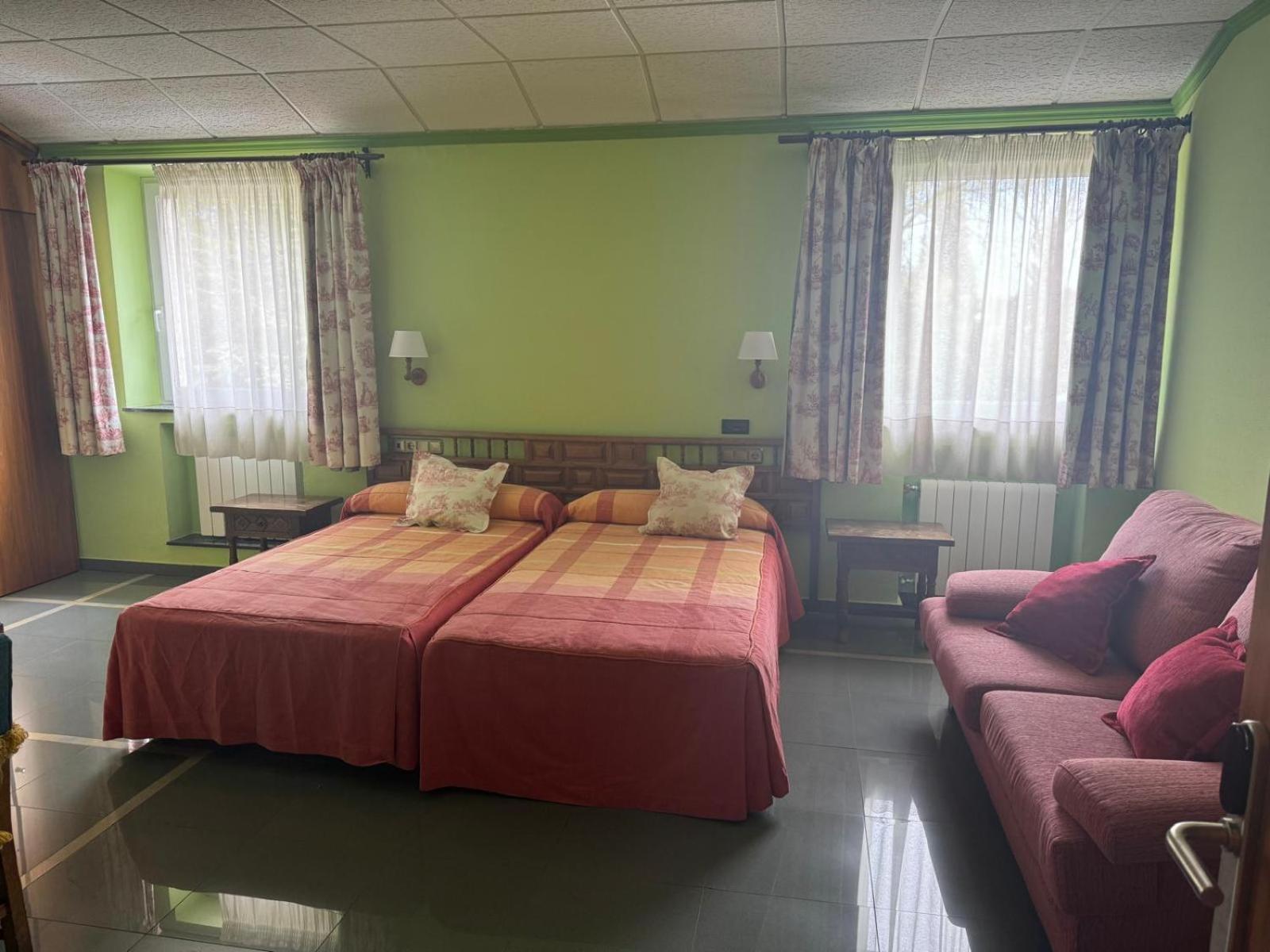 Real Hotel Guardo Exterior photo